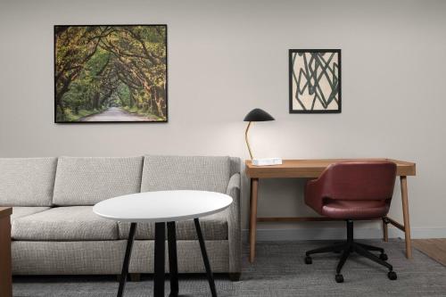 Χώρος καθιστικού στο Staybridge Suites Columbia by IHG