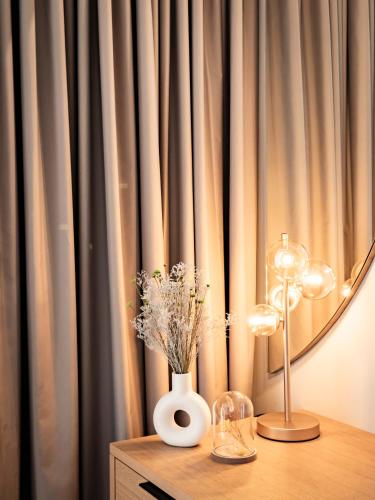 Topaz Rooms