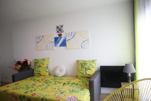 Katil atau katil-katil dalam bilik di Cosy Sun-Mantes-la-Jolie