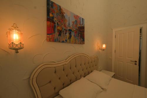 Postel nebo postele na pokoji v ubytování Kybele Suites Alaçatı