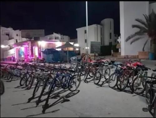 Vélo sur le terrain de l'établissement شاليه للإيجار في راس سدر جولدن بيتش2 ou dans les environs