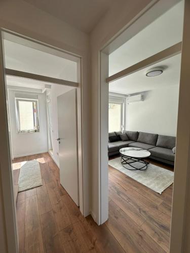 Un lugar para sentarse en INA Apartment Oasis