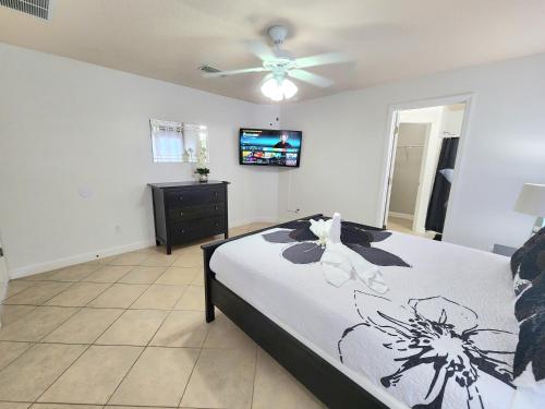 Orlando villa private pool/hot tub close to Disney photo 18