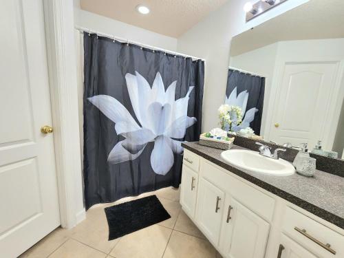 Orlando villa private pool/hot tub close to Disney photo 20