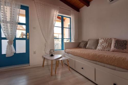 Apartments by the sea Krk - 23494