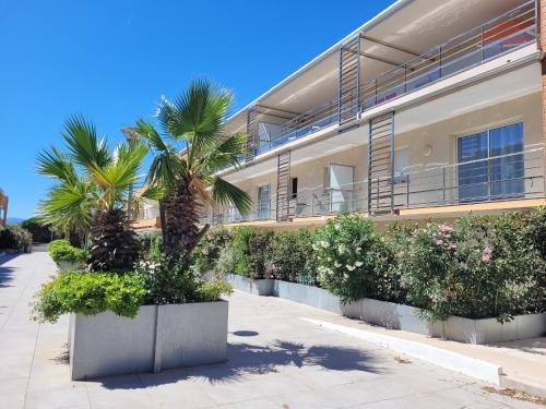 Canet-en-Roussillon: T3 moderne, RDC, 4 pers, piscine, garage, proche mer