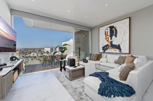 Χώρος καθιστικού στο Luxury Apartment with Pool and Jacuzzi on Terrace in Médano