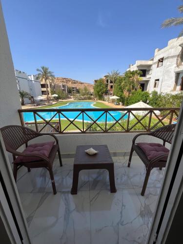 Riviera Resort Apartment - Pool view & Wifi