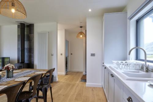 Kuchyň nebo kuchyňský kout v ubytování Cottage 17 - 3 Bed