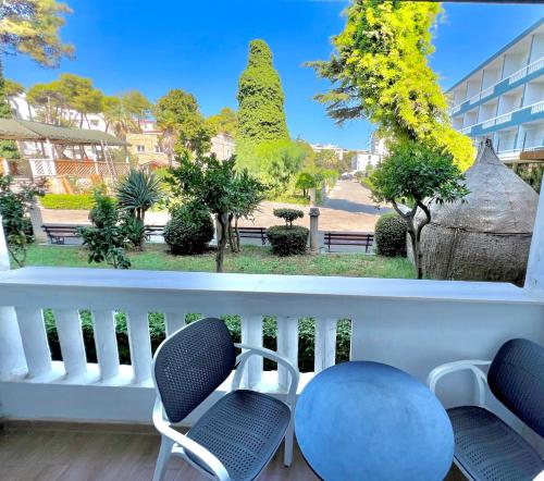 Balkón nebo terasa v ubytování Floridas Beach Suites