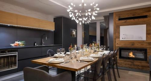 Luxueux duplex accès direct aux pistes avec piscine privée