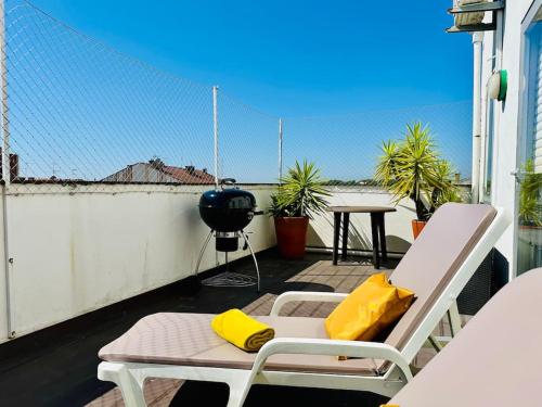 Balkón nebo terasa v ubytování Renovado com AC, 2 WC completos, terraço e garagem