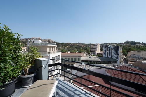 Psirri 1BR Loft with Acropolis View