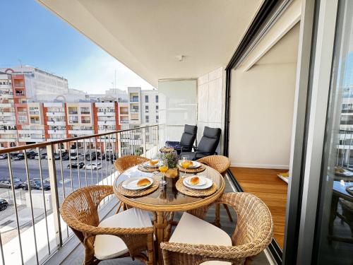 Bayline luxury spa and pool apartment