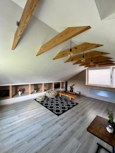 Kuchyň nebo kuchyňský kout v ubytování Two story tiny house