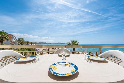 Apartamento frente al mar