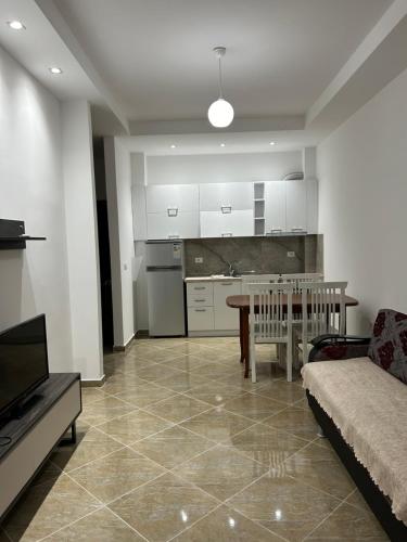Ett kök eller pentry på Apartament's Dejvi