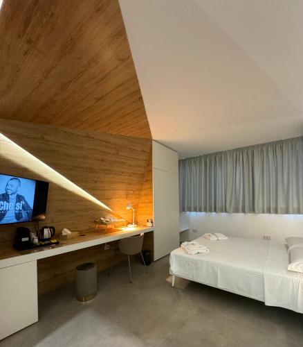 Space Tower Rooms