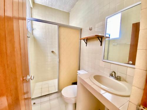 Koupelna v ubytování Condominio del Centro Zihuatanejo