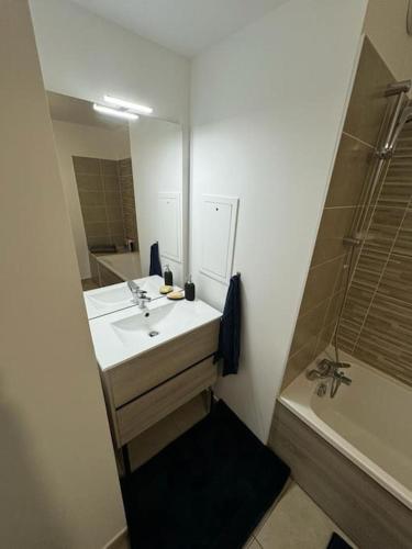 Foto dalla galleria di Proche de toute commodité - Proche Orly a Chevilly-Larue