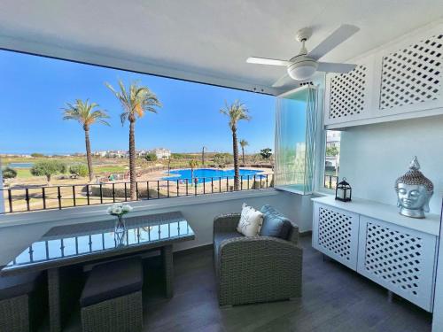 Stunning apartment with pool, golf and lake views