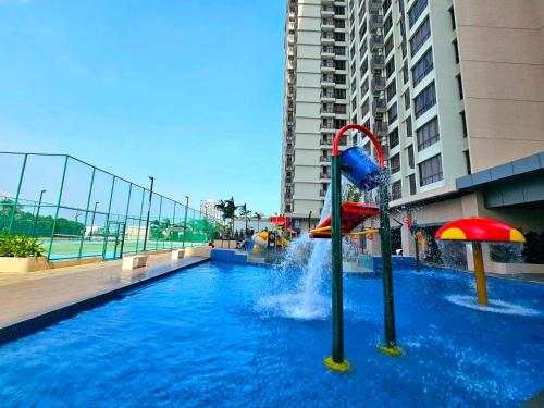 Бассейн в Bali Residence Waterpark Executive Suites Melaka By GGM или поблизости