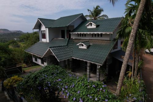 Το κτήριο όπου στεγάζεται  το δωμάτιο σε οικογενειακή κατοικία