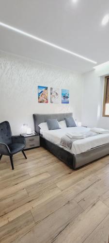 Luxury Napoli Style Apartment