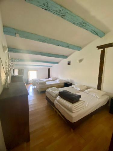 Кровать или кровати в номере Bergerie Joy, bienvenue entre Ciel & Terre