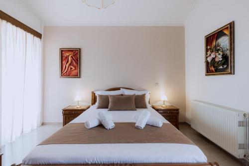 Postel nebo postele na pokoji v ubytování Lala Luxury House