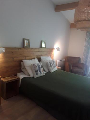 Chambre d'hôte équipée avec terrasse verdoyante