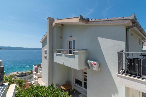 Sea view Apartment Livia