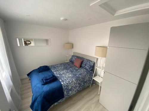Postel nebo postele na pokoji v ubytování Carrick on Shannon Cleaheen Self Catering