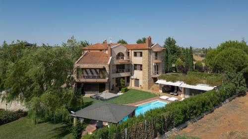Πισίνα στο ή κοντά στο Villa Onar