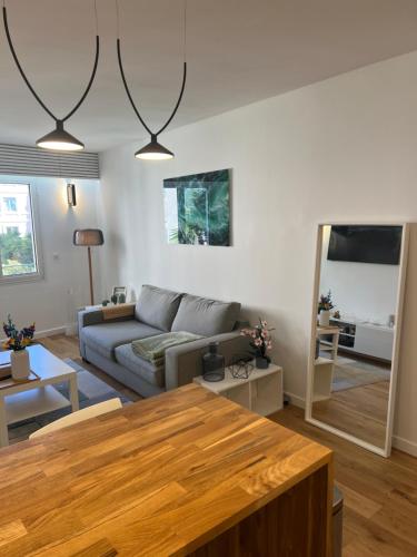 Photo de la galerie de l'établissement T2 Neuf Hyper centre ville Sanary, à Sanary-sur-Mer