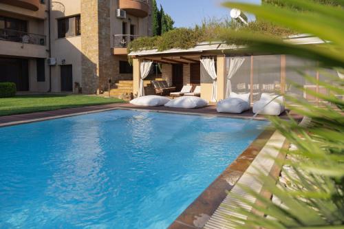 Πισίνα στο ή κοντά στο Villa Onar