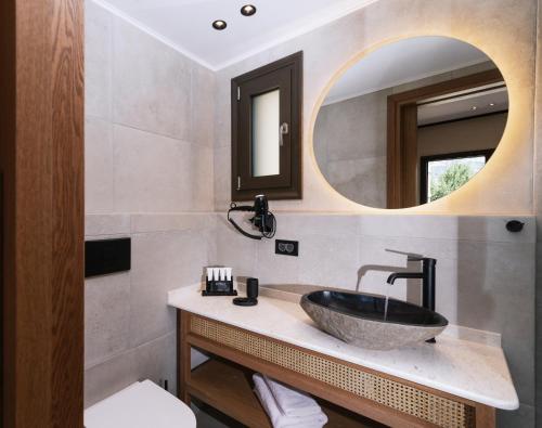 Koupelna v ubytování Idi Hotel