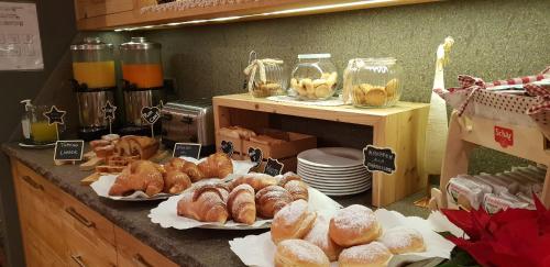 Jídlo v hotelu nebo okolí