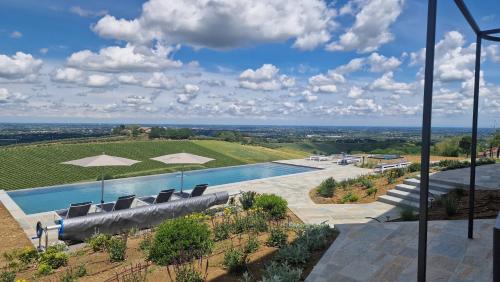 an aerial view of a villa with a swimming pool at Podere Mantignano 2 in Faenza