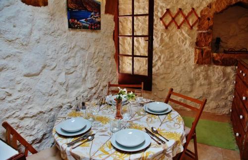 Fotografie z fotogalerie ubytování Mandy - The quaintest farmhouse on Gozo v destinaci Taʼ Abram
