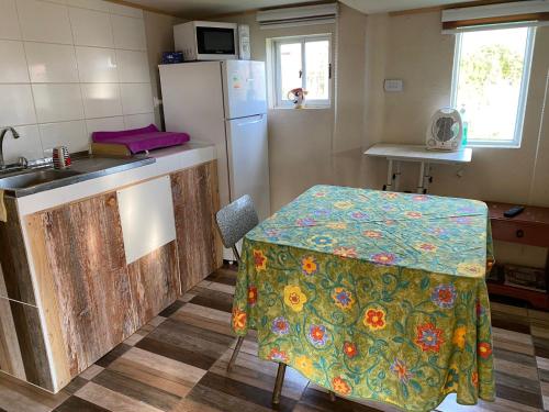 Dapur atau dapur kecil di PICHIDANGUI, Los Chincoles depto 2 personas OBS LA ALTURA DEL DEPTO ES DE 1 70 CM