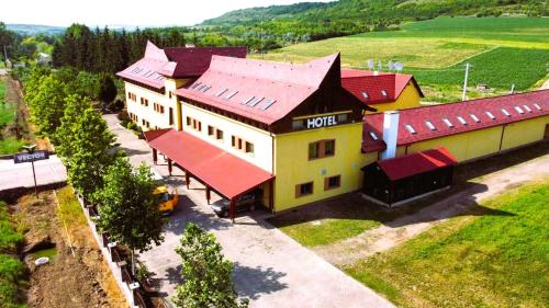 Příroda nedaleko hotelu
