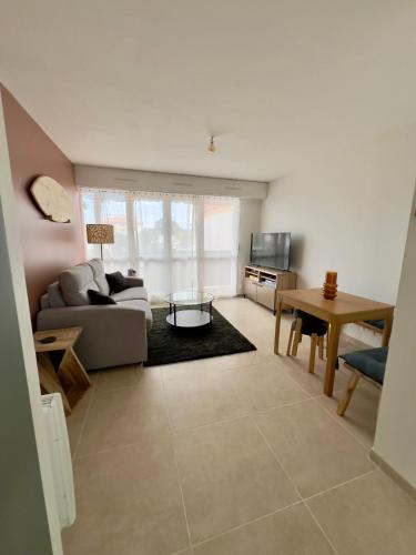 Studio rénové proche de la plage