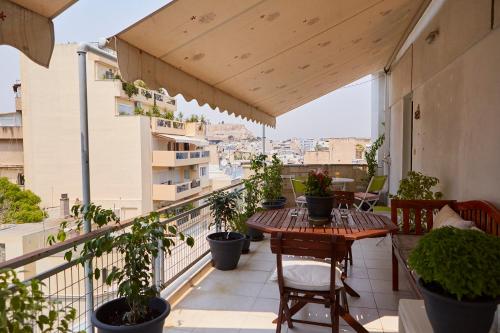 NEW!Astonishing acropolis view flat!