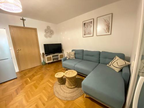 Μια τηλεόραση ή/και κέντρο ψυχαγωγίας στο Apartment Dalmatino