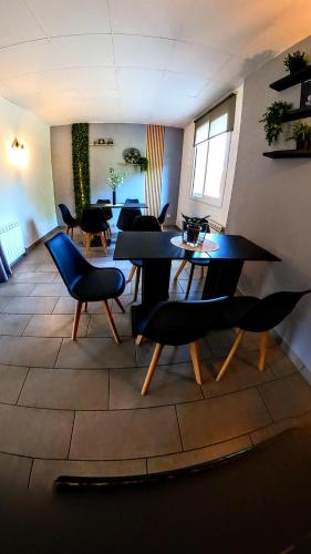 Ruang duduk di Hostal Turbon