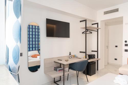 TV a/nebo společenská místnost v ubytování B&B Maiori Suites