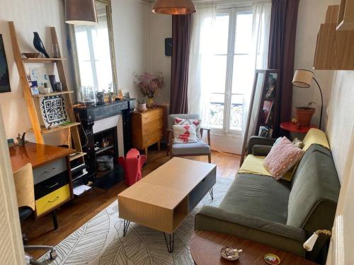 Photo de la galerie de l'établissement Nice and cosy apartment Ménilmontant, à Paris