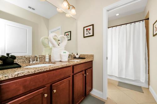 Cozy Disney Themed Townhouse 4BR Private Pool at Festival Resort photo 27