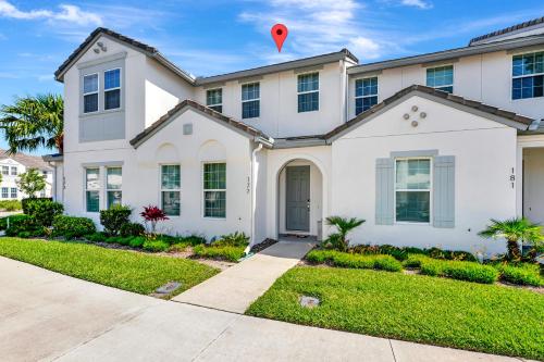 Cozy Disney Themed Townhouse 4BR Private Pool at Festival Resort photo 35